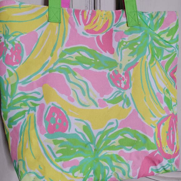 Lilly Pulitzer for Estee Lauder Beach Strawberry Banana Tote Bag - Picture 3 of 14
